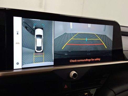 Used 2024 Toyota Crown Platinum image 15