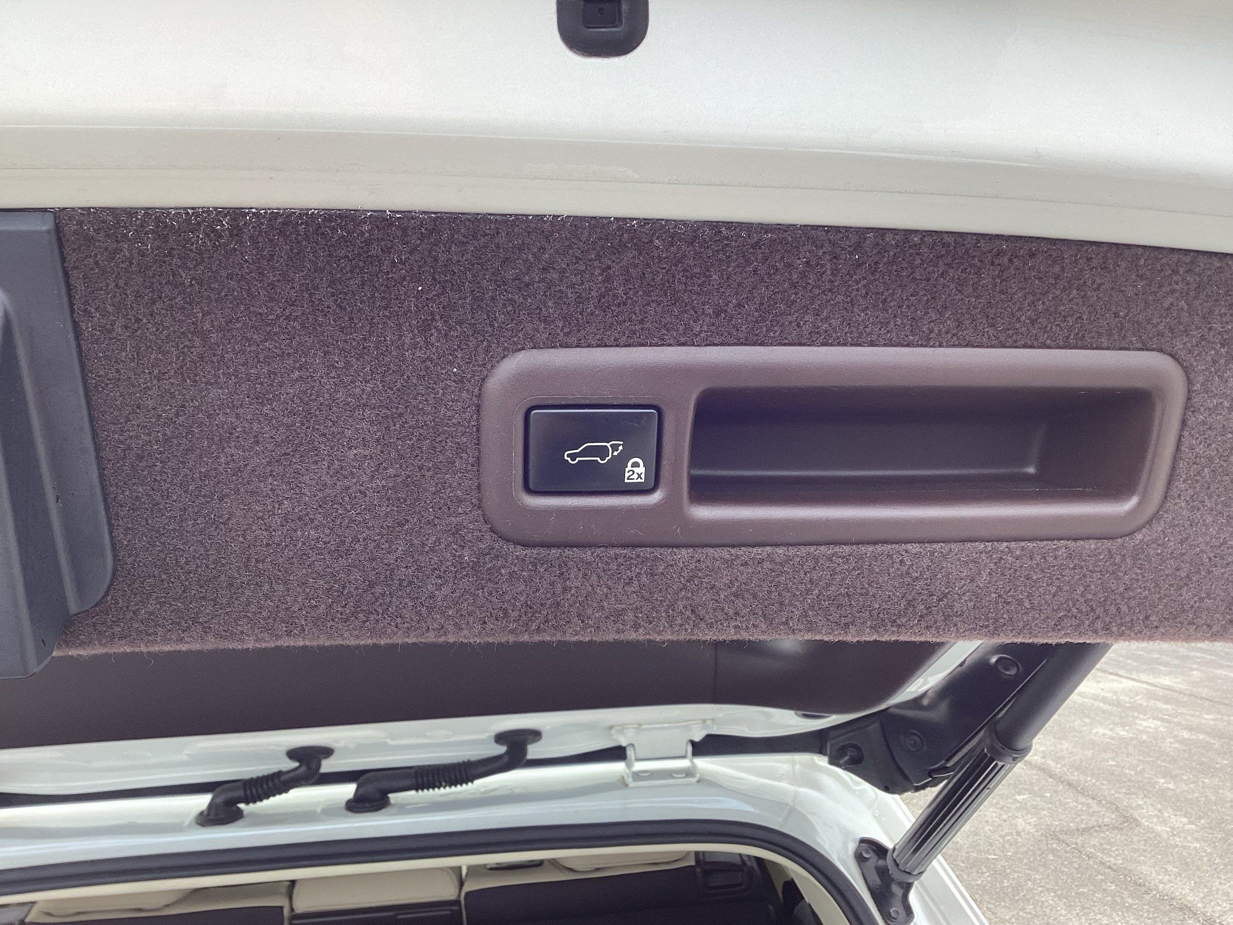 Used 2019 Lexus RX 350L AWD image 16