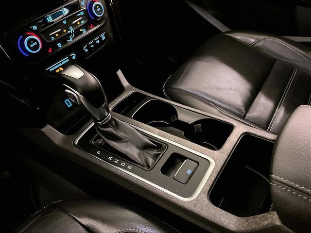 Certified 2019 Ford Escape Titanium AWD/4WD image 16