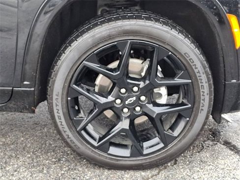 Used 2024 Chevrolet Traverse RS image 8