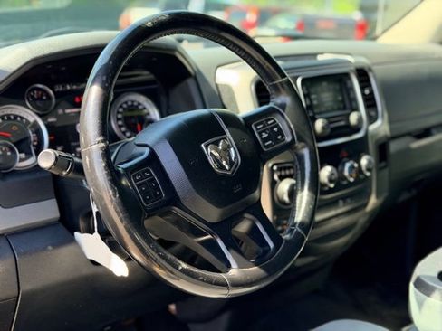 Used 2015 RAM 1500 Classic SLT w/ SLT Plus D←cor Group AWD/4WD image 7