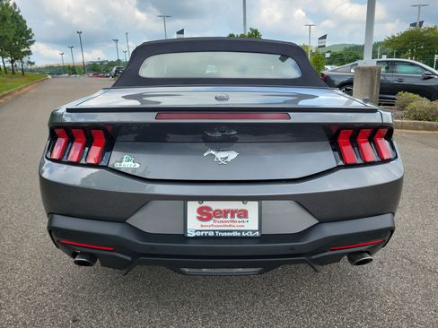 Used 2025 Ford Mustang Premium RWD image 23