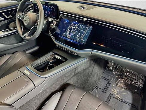 Used 2026 Mercedes-Benz E 450 4MATIC Sedan image 28