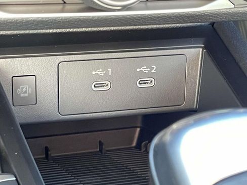 New 2025 Nissan Kicks SV image 15