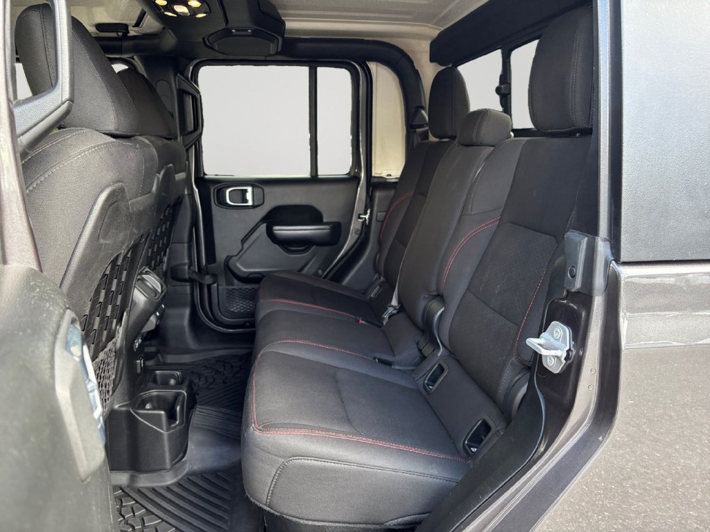 Used 2020 Jeep Gladiator Rubicon AWD/4WD image 15