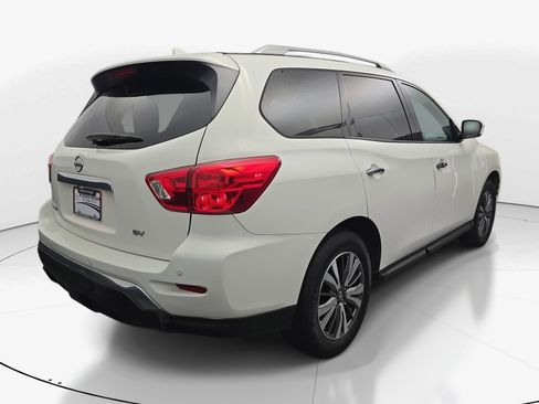 Used 2019 Nissan Pathfinder SV FWD image 8