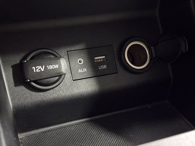 Used 2019 Hyundai Elantra SE FWD image 18