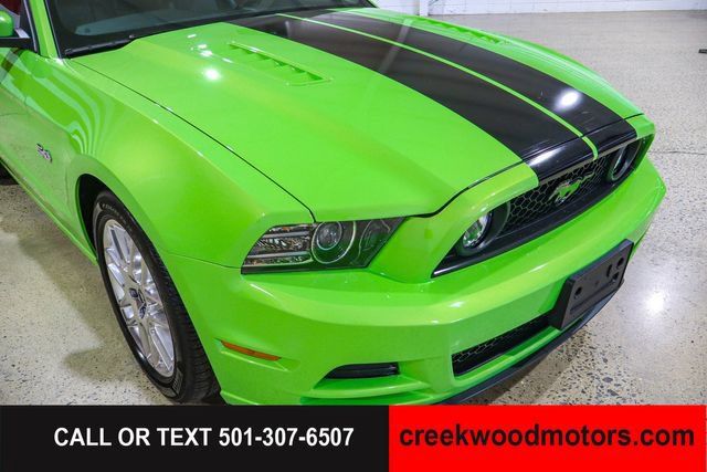 Used 2013 Ford Mustang GT Premium w/ Security Pkg RWD image 30