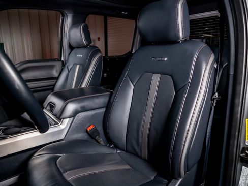 Used 2022 Ford F250 Platinum w/ Tremor Off-Road Package image 4