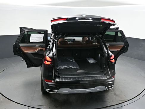 New 2026 BMW X5 sDrive40i w/ Parking Assistance Package image 43