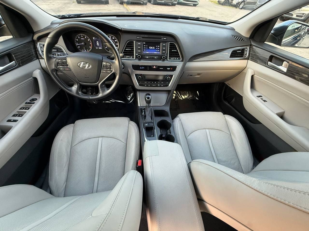 Used 2015 Hyundai Sonata Limited FWD image 39