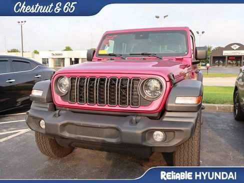 Used 2024 Jeep Wrangler Unlimited Sport AWD/4WD image 7