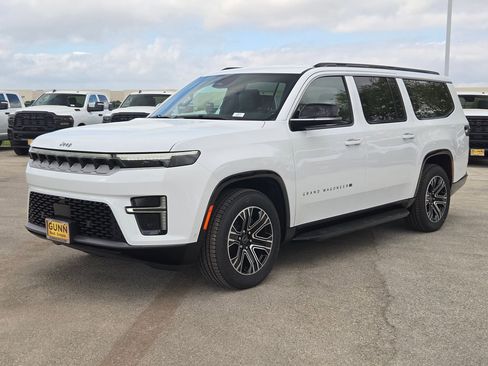 New 2026 Jeep Grand Wagoneer L 4WD image 7