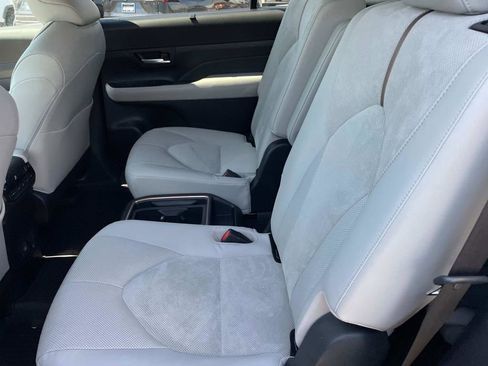 Used 2024 Toyota Grand Highlander MAX Limited image 26