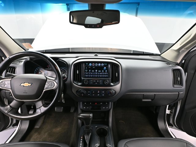 Used 2018 Chevrolet Colorado Z71 AWD/4WD image 18