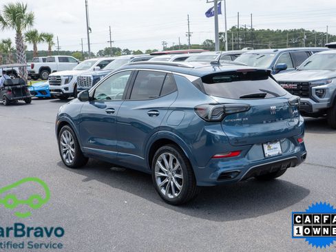 Used 2024 Buick Encore GX Avenir w/ Avenir Technology Package FWD image 5