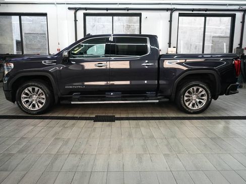 Used 2023 GMC Sierra 1500 Denali AWD/4WD image 4