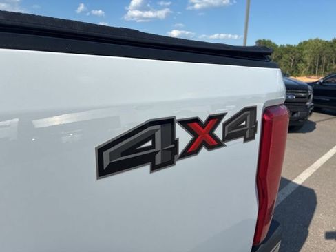 Used 2019 Ford F250 Lariat w/ Lariat Value Package AWD/4WD image 6