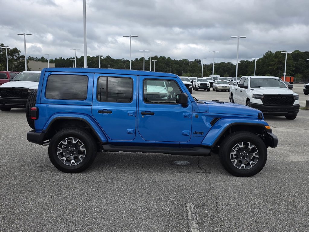 New 2026 Jeep Wrangler Unlimited Sahara AWD/4WD image 42