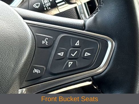 Used 2024 Chevrolet Equinox LT FWD image 16