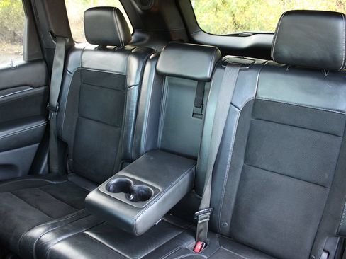 Used 2016 Jeep Grand Cherokee SRT AWD/4WD image 18