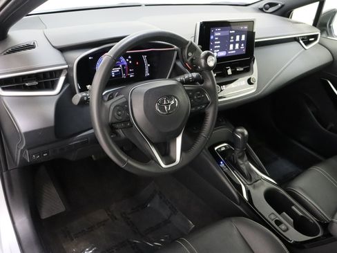 Used 2023 Toyota Corolla XSE FWD image 11