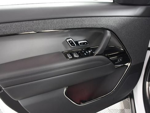 Certified 2025 Land Rover Range Rover Sport AWD/4WD image 14