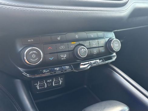 Used 2022 Dodge Durango GT w/ Trailer Tow Group IV image 20