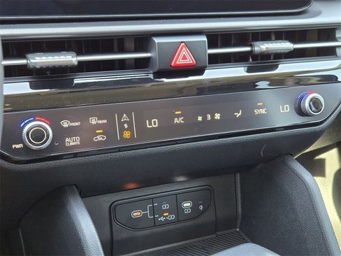 New 2026 Kia Sportage EX w/ EX Panorama Roof Package image 20