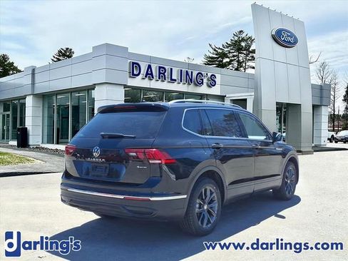 Used 2022 Volkswagen Tiguan SE w/ Panoramic Sunroof Package AWD/4WD image 5