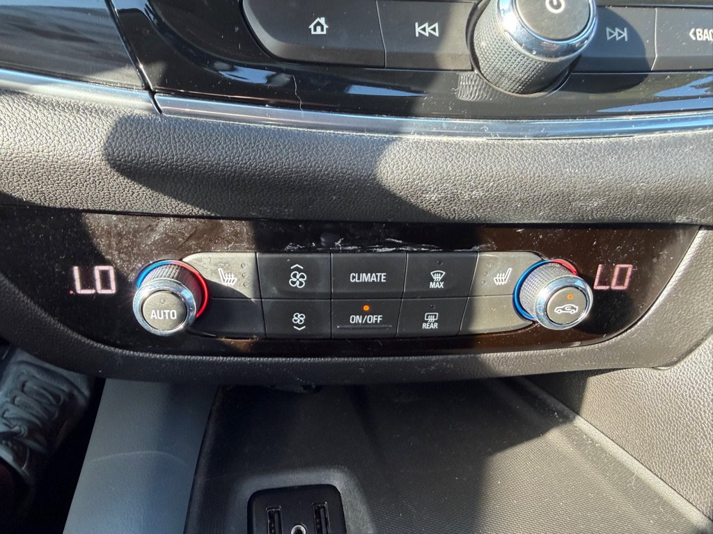 Used 2018 Buick Enclave Essence w/ Trailering Package FWD image 24
