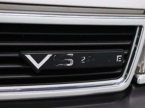 Used 1987 Acura Legend L image 65