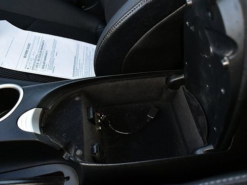 Used 2019 Nissan 370Z Touring image 35