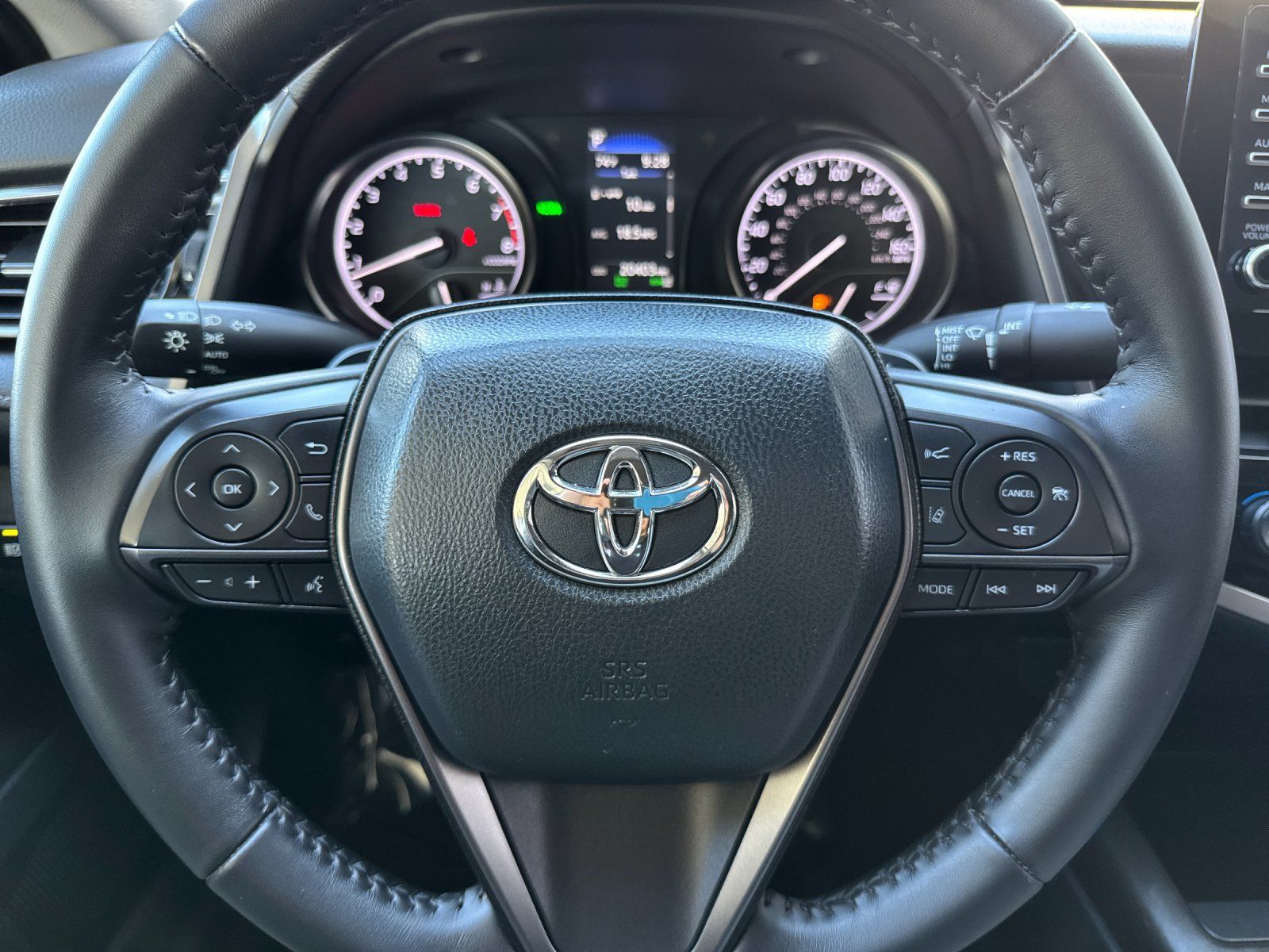 Used 2024 Toyota Camry SE w/ Convenience Package FWD image 20