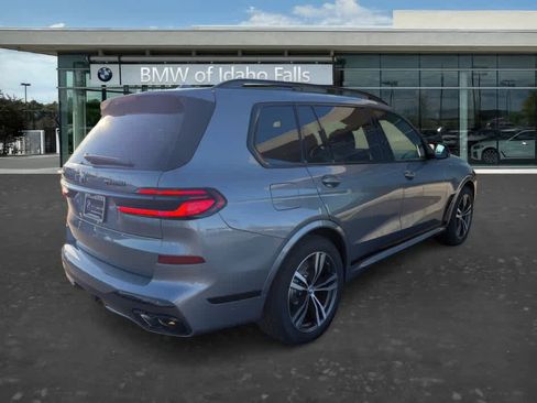 New 2026 BMW X7 M60i image 7