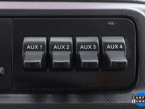 Used 2018 Ford E-350 and Econoline 350 Super Duty image 28