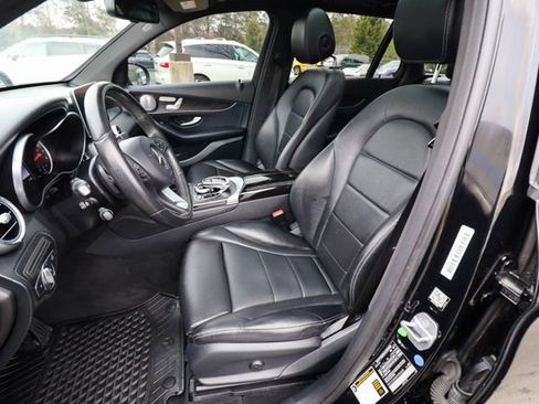 Used 2017 Mercedes-Benz GLC 300 4MATIC image 30