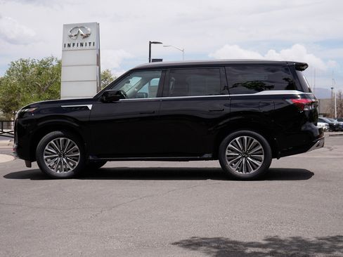 New 2026 INFINITI QX80 Luxe w/ Cargo Package AWD/4WD image 2
