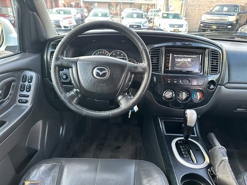 Used 2005 MAZDA Tribute s w/ Package 3 image 16