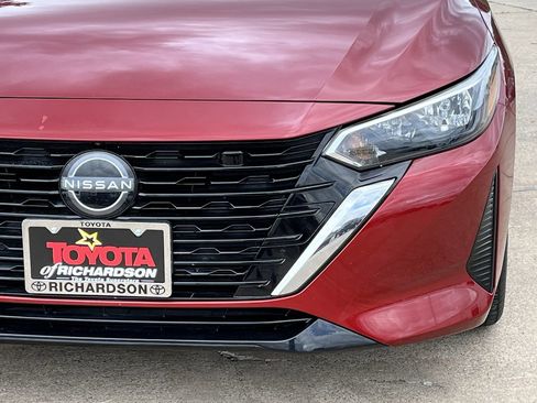 Used 2024 Nissan Sentra SV w/ SV Premium Package FWD image 8
