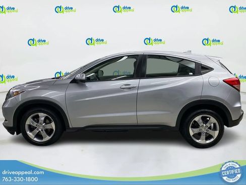 Used 2018 Honda HR-V LX image 9