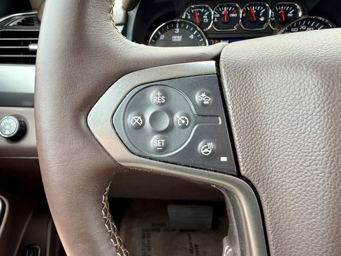Used 2015 Chevrolet Tahoe LTZ AWD/4WD image 29
