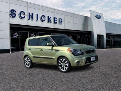 Used 2013 Kia Soul ! w/ Premium Pkg