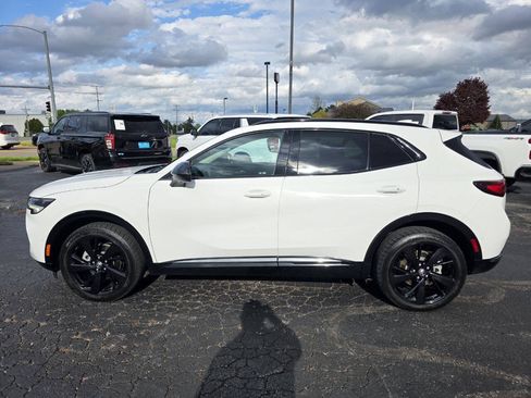 Used 2022 Buick Envision Essence w/ Technology Package II AWD/4WD image 8