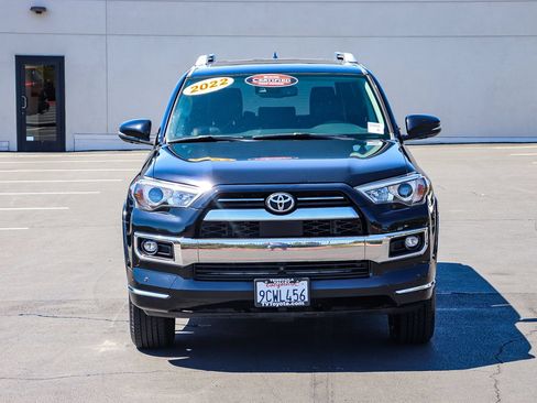 Certified 2022 Toyota 4Runner Limited AWD/4WD image 2