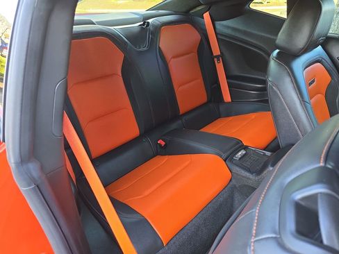 Used 2018 Chevrolet Camaro SS w/ Hot Wheels Edition image 29