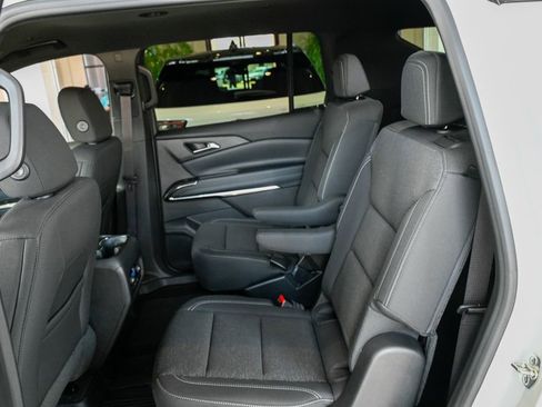 New 2026 Chevrolet Traverse LT w/ Driver Confidence Package image 8