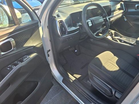 New 2026 Kia Sorento LX image 4
