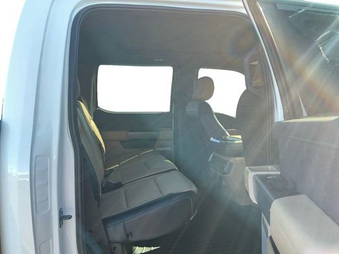 Used 2021 Ford F150 Lariat w/ Equipment Group 502A High image 23