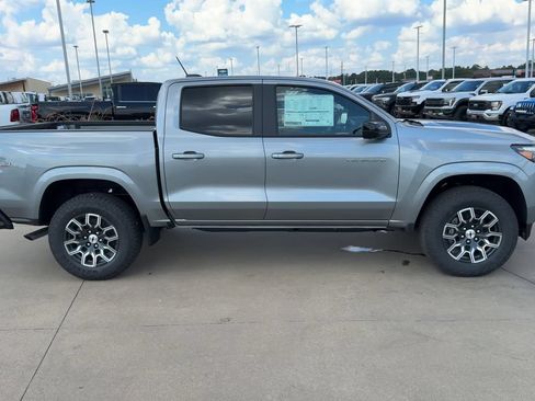 New 2026 Chevrolet Colorado Z71 w/ Technology Package AWD/4WD image 2